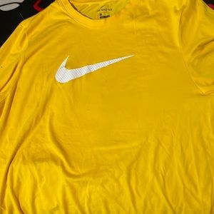 Nike long sleeve dri fit